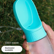 Taza y botella de agua portátiles para perros