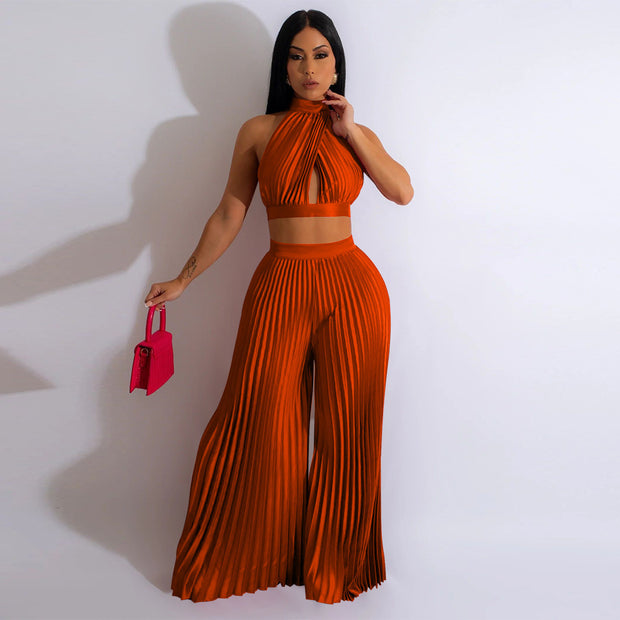 Conjunto de dos piezas de pantalón ancho plisado con efecto seda y cuello halter para mujer