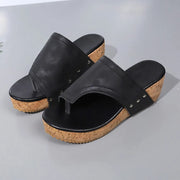 Sandalias de cuña de piel sintética